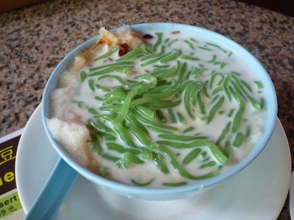 10 Makanan Tradisional Malaysia yang terkenal whatsapp image 2026 08 08 at 4.04.52 pm
